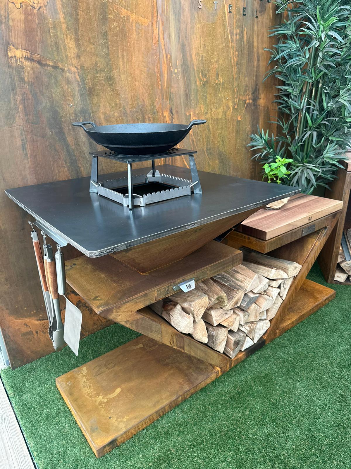Grillrost 85 mit Wokeinsatz 300x300x150mm