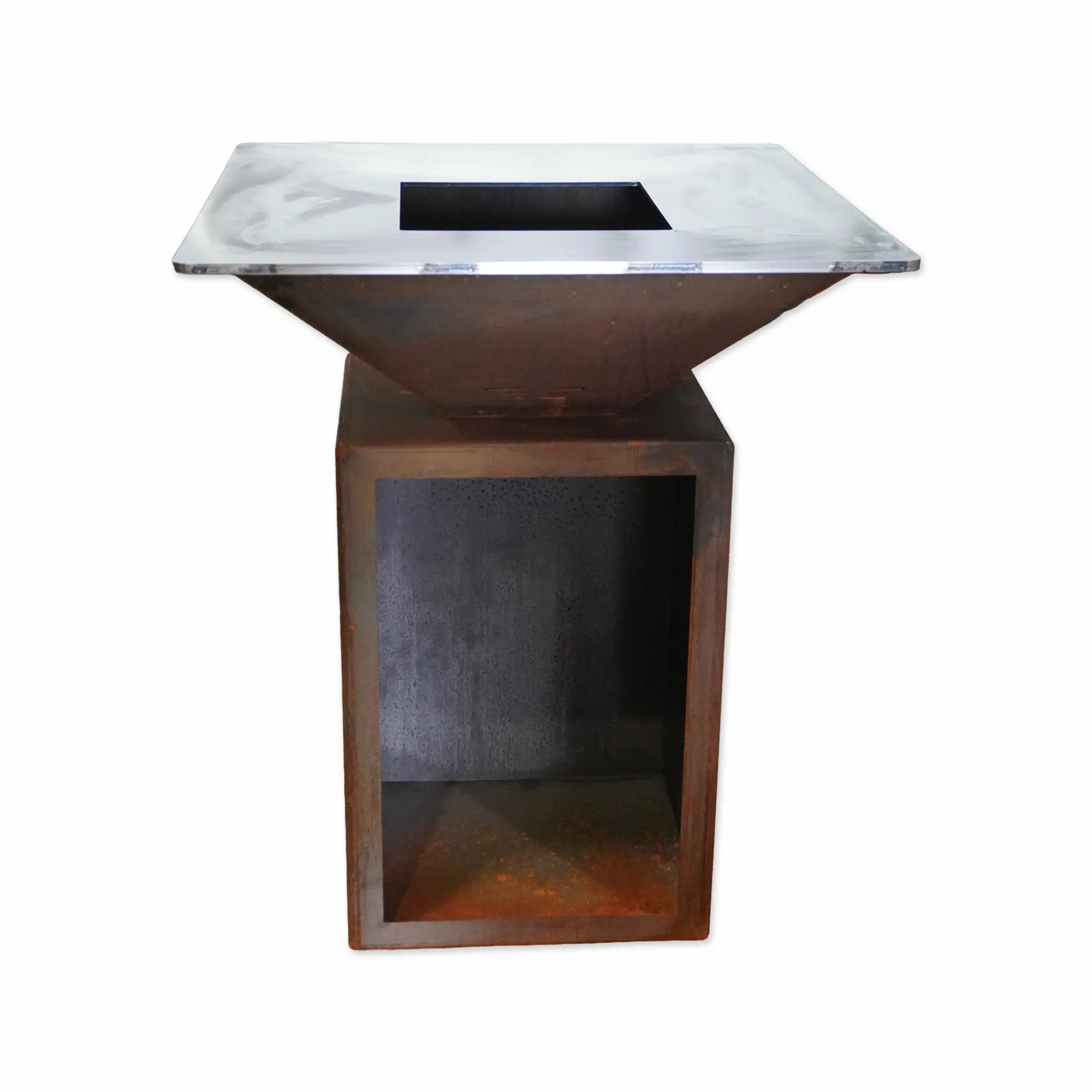 FyrR Classic Storage Corten 75 mit offenem Holzlager und robuster Stahlkonstruktion